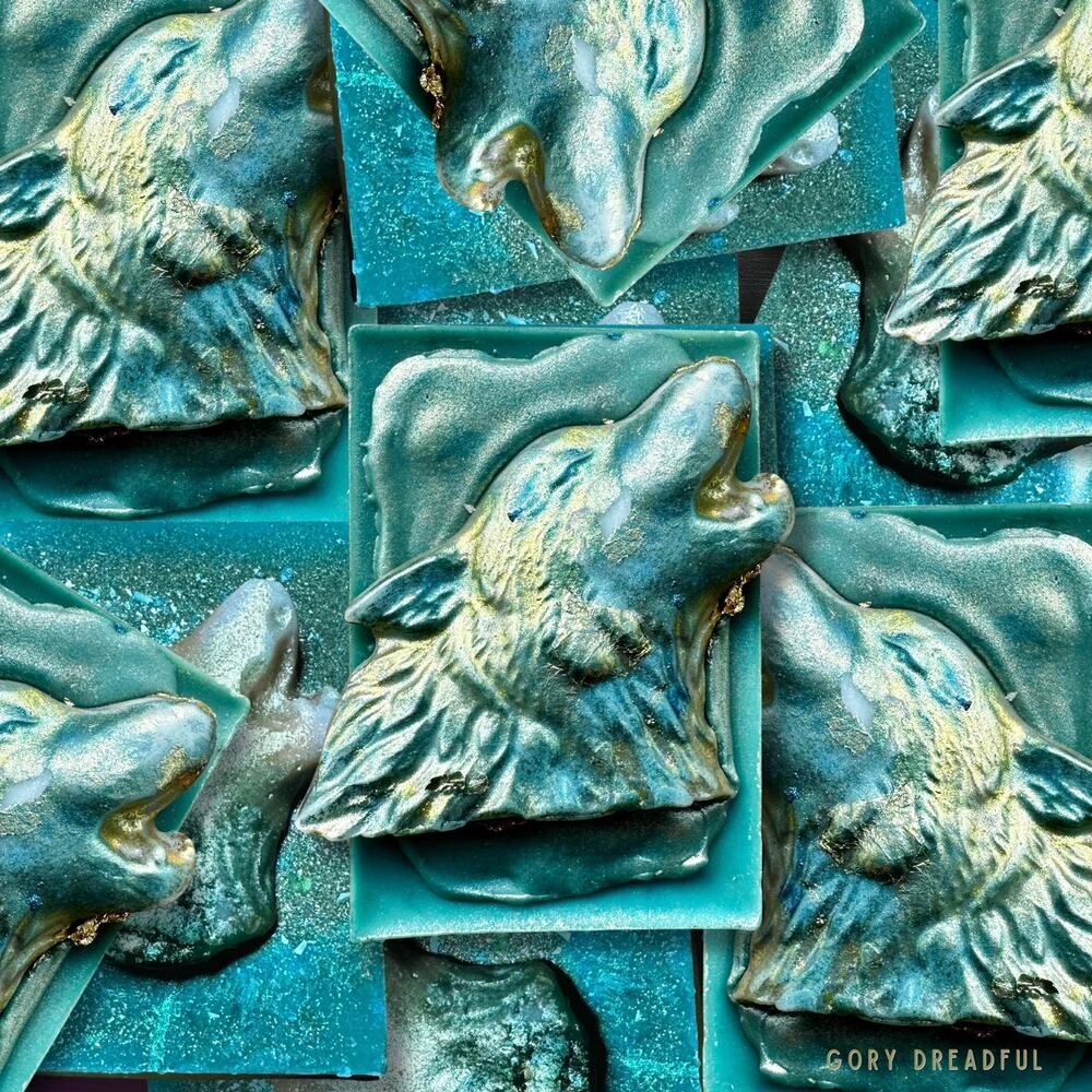 Werewolf's Embrace Wax Melt Bar: Maple Honey Vanilla Bourbon Scent